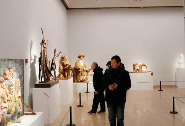 星空体育中国官网 中国美术馆迎来首届青年雕塑作品展